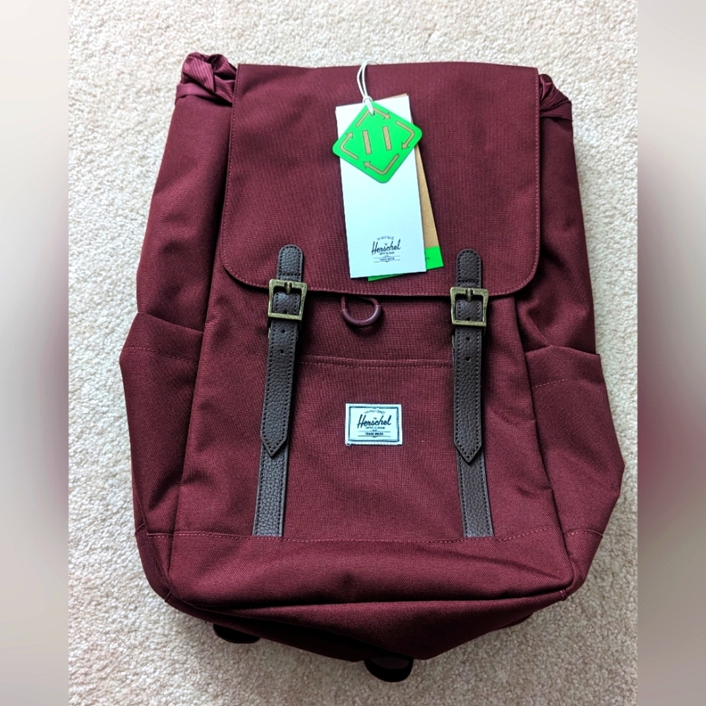 BRAND NEW Retreat Backpack | Small - 17L --- Port color